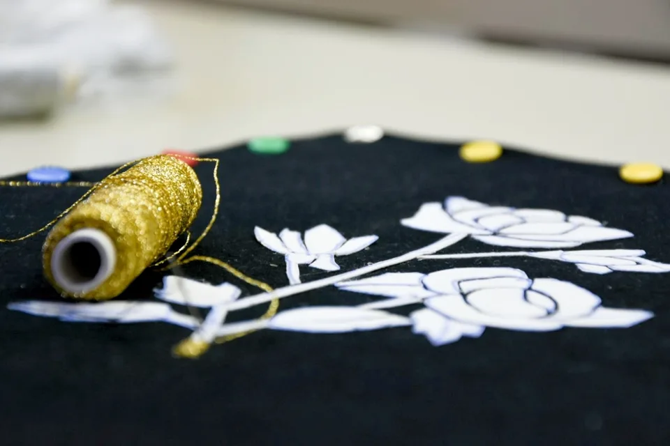 Izložba ručnih radova Žene čuvarice tradicije Udruge žena Zlatne ruke
